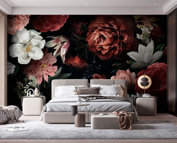 Donkere bloemige elegantie met bloeiende schoonheid Fotobehang Donkere bloemige elegantie met bloeiende schoonheid