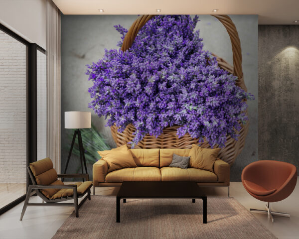 Mand met paarse bloemen Fotobehang Mand met paarse bloemen