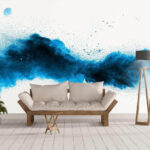 Fotobehang Blauwe poederexplosie op witte achtergrond