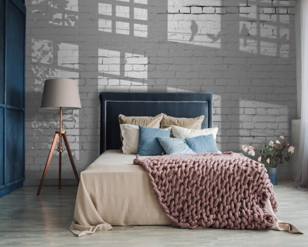 Muur met ramen en schaduw van vogels Fotobehang Muur met ramen en schaduw van vogels