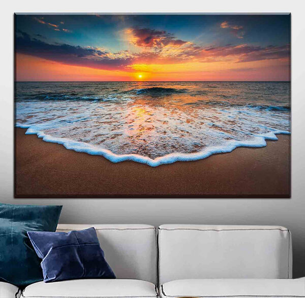 Golven bij zonsondergang omhelzen de kust Canvas Schilderijen Golven bij zonsondergang omhelzen de kust