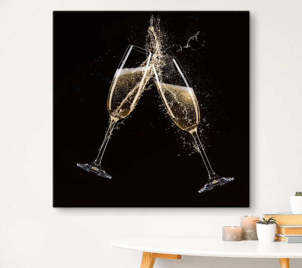 Klotsend glas champagne Canvas Schilderijen Klotsend glas champagne