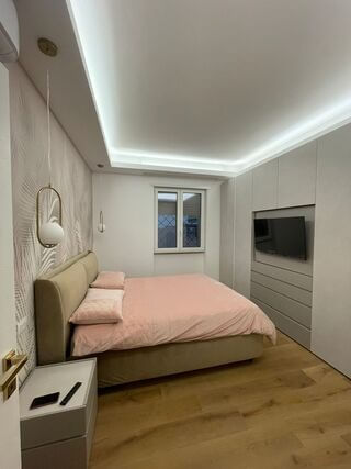 Afbeelding #20 van Sarah G.