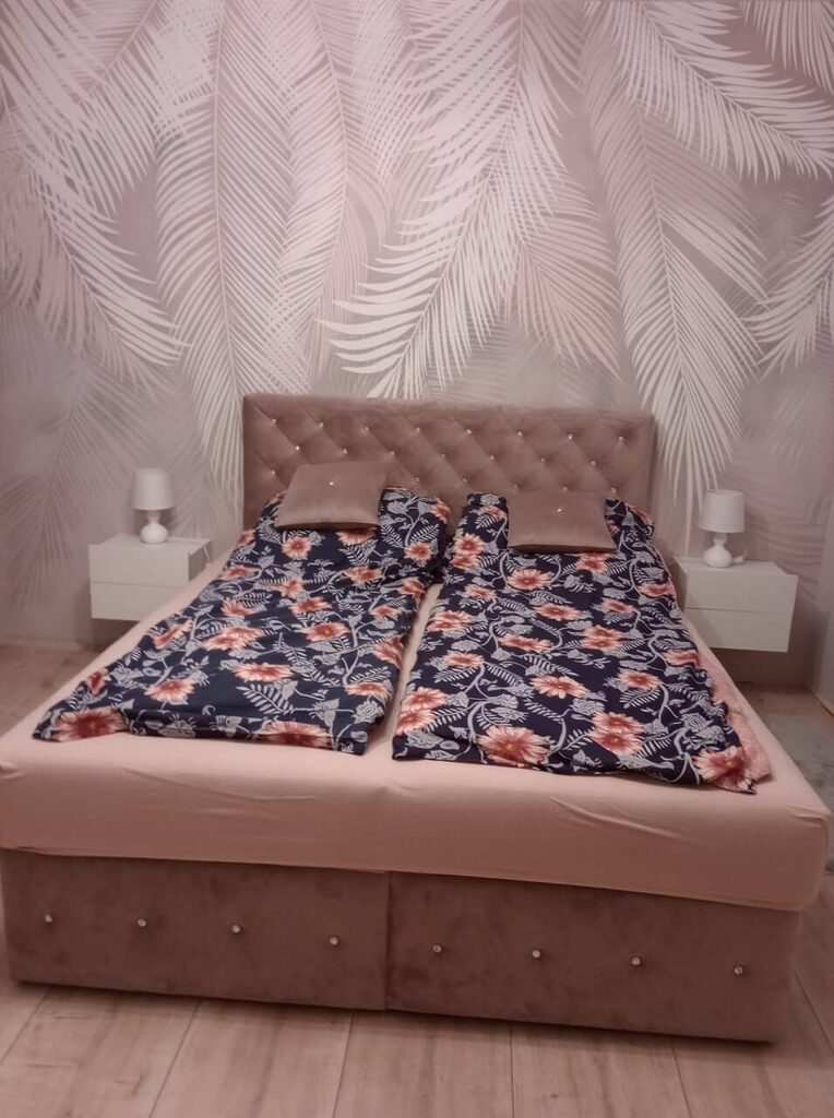 Afbeelding #28 van Olivia H.