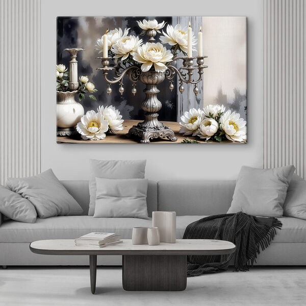 Zilveren kandelaar met witte bloemen Canvas Schilderijen Zilveren kandelaar met witte bloemen