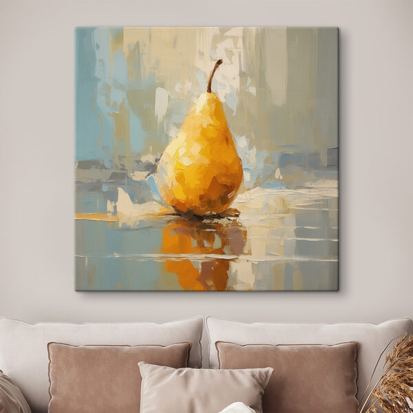 Gele peer op een reflecterend oppervlak Canvas Schilderijen Gele peer op een reflecterend oppervlak