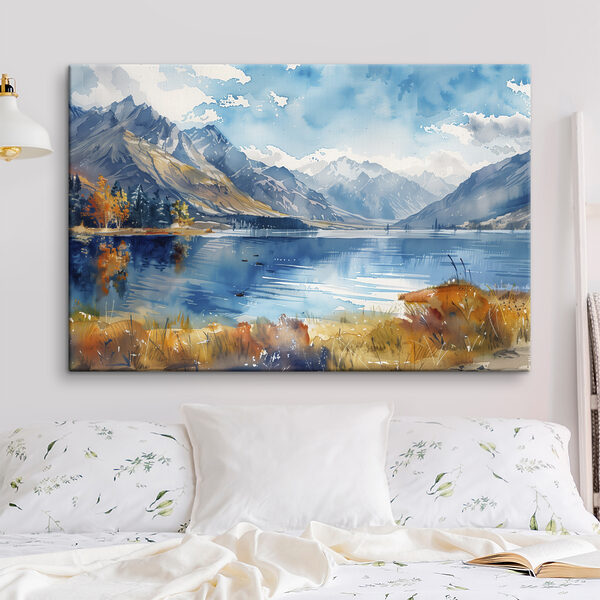 Aquarel schilderij van een meer omgeven door bergen en wolken Canvas Schilderijen Aquarel schilderij van een meer omgeven door bergen en wolken