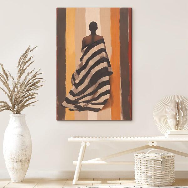 Vrouw gewikkeld in een gestreepte deken Canvas Schilderijen Vrouw gewikkeld in een gestreepte deken