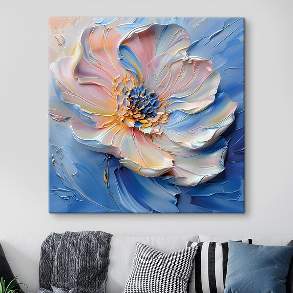 Gebeeldhouwde bloei in metallic tinten Canvas Schilderijen Gebeeldhouwde bloei in metallic tinten