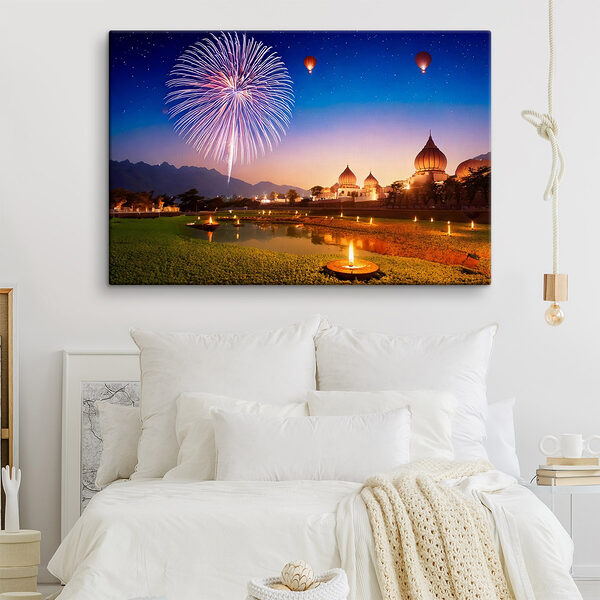 Vuurwerk in de lucht boven een vijver Canvas Schilderijen Vuurwerk in de lucht boven een vijver