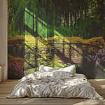 Fotobehang Brug over water met bomen en planten