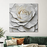 Canvas Schilderijen Delicate lagen van zachte bloemblaadjes