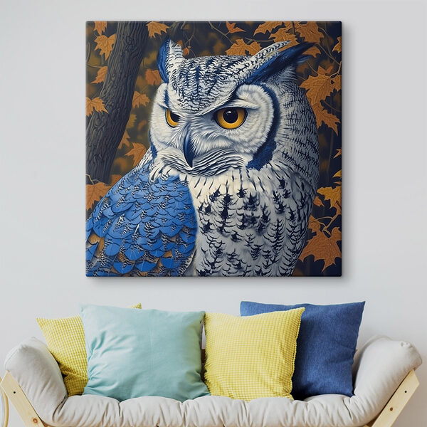 Een uil met gele ogen Canvas Schilderijen Een uil met gele ogen