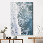 Canvas Schilderijen Botsende golven op een strand