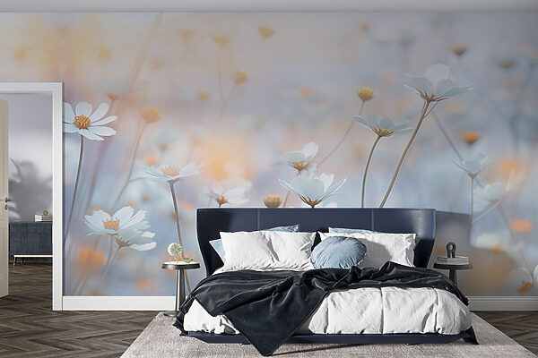 Delicate bloemen in zacht zonlicht Fotobehang Delicate bloemen in zacht zonlicht