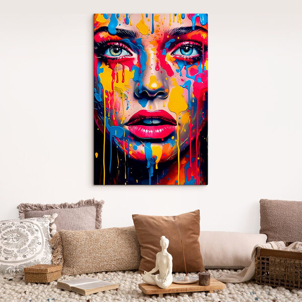 Vrouw met verf op haar gezicht Canvas Schilderijen Vrouw met verf op haar gezicht