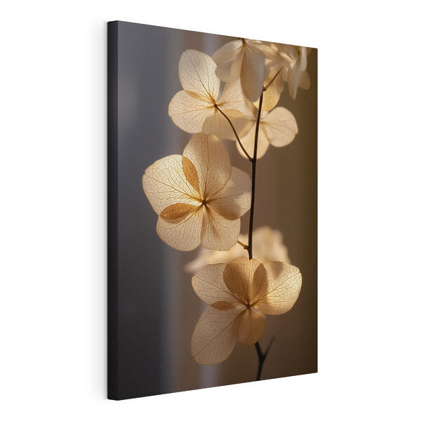 Canvas Schilderijen Verfijnde bloemen in zacht licht