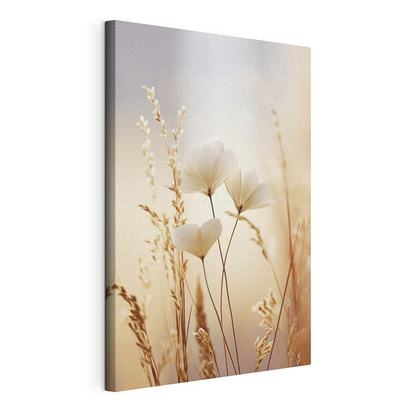 Verfijnde bloemen in zacht zonlicht Canvas Schilderijen Verfijnde bloemen in zacht zonlicht
