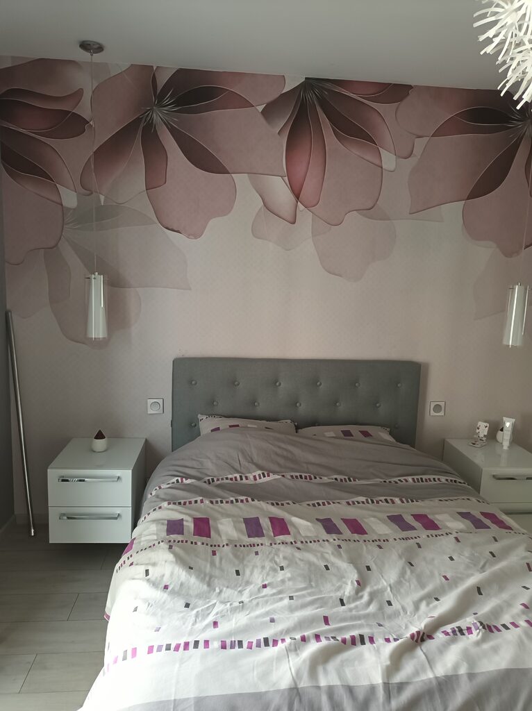 Afbeelding #1 van Danielle Cromer
